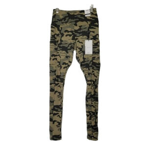 Rue 21 Camo High-Rise Legging XS with pockets on side